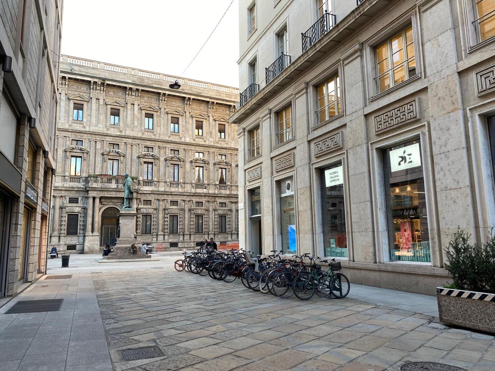 Duomoloft Apartment Milan Exterior photo
